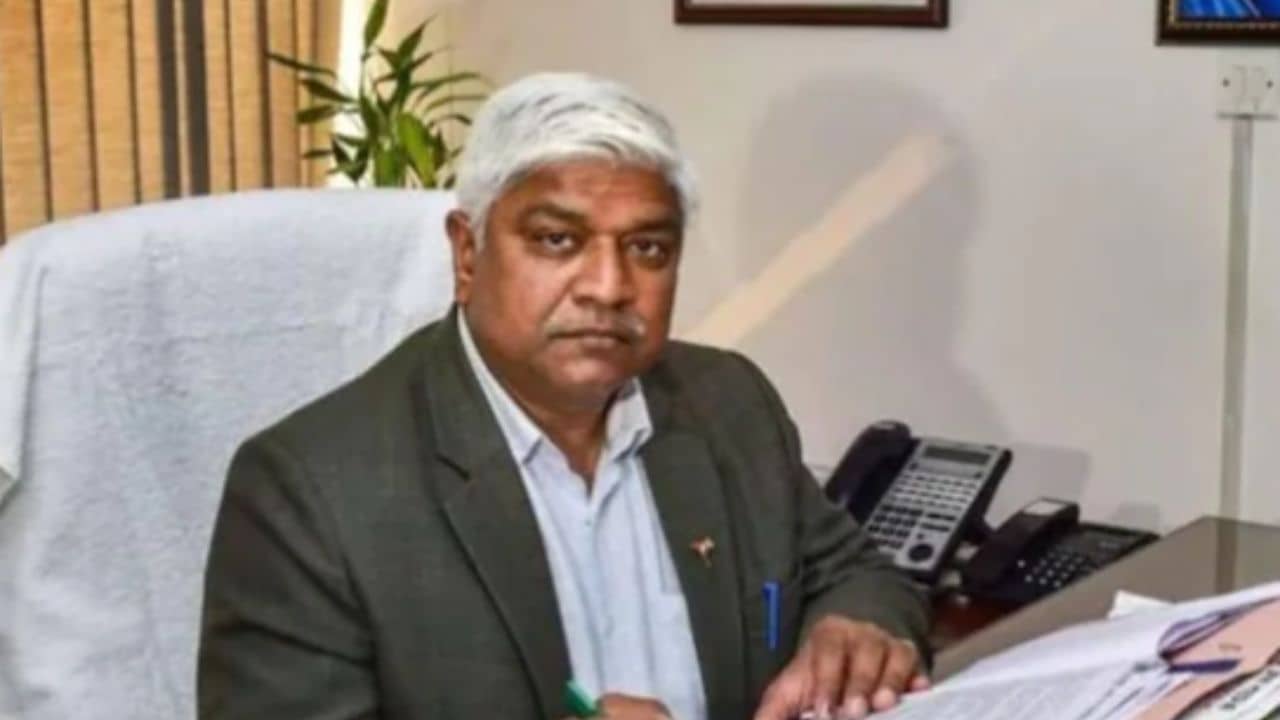 AAP Leader Resigned: ধর্মান্তকরণ অনুষ্ঠানে যোগ দিয়ে বিতর্ক, বাধ্য হয়ে ইস্তফা দিলেন আপ মন্ত্রী