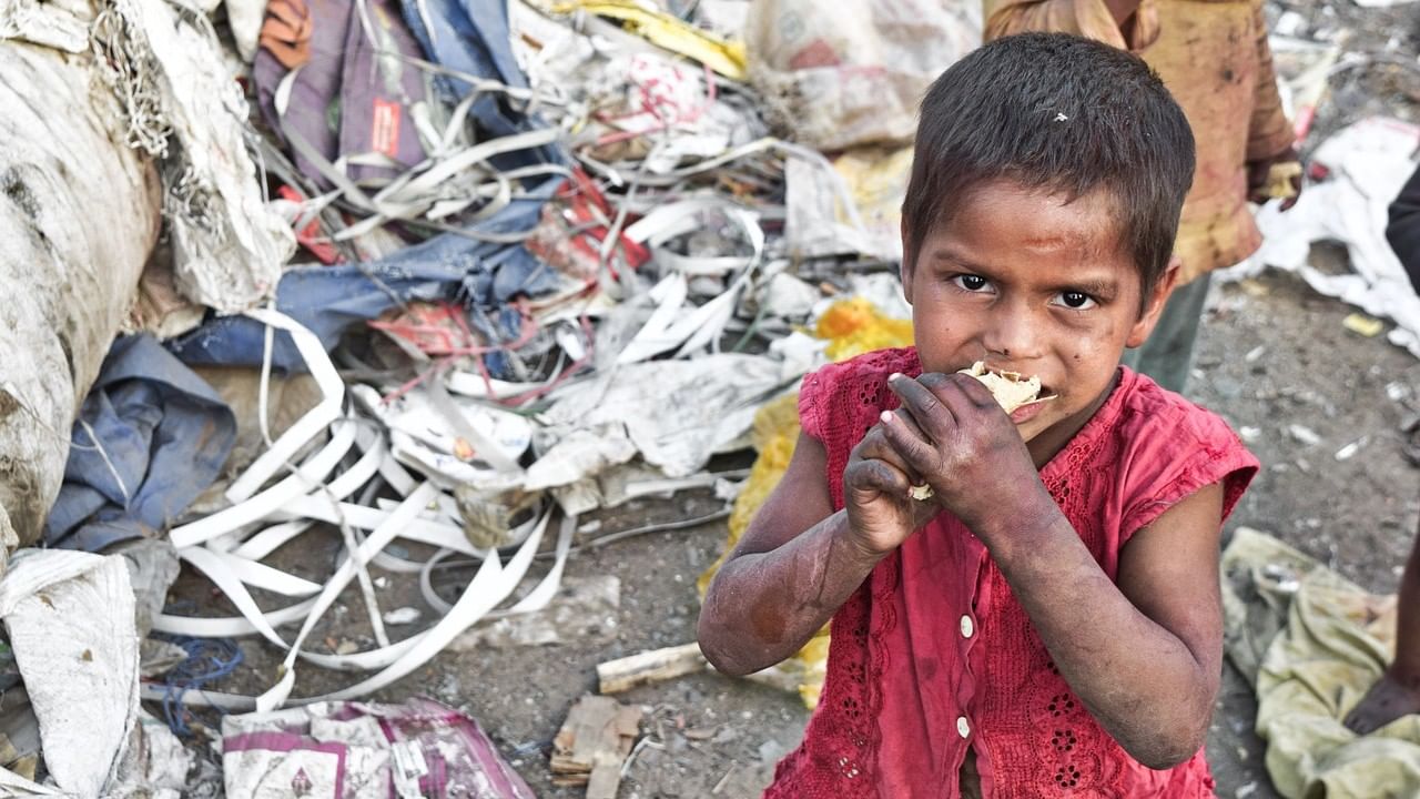 World Hunger Index 2022: বিশ্ব ক্ষুধা সূচকে আরও নীচে ভারত, তবে আশার আলো নিম্নমুখী শিশু মৃত্যুহারে