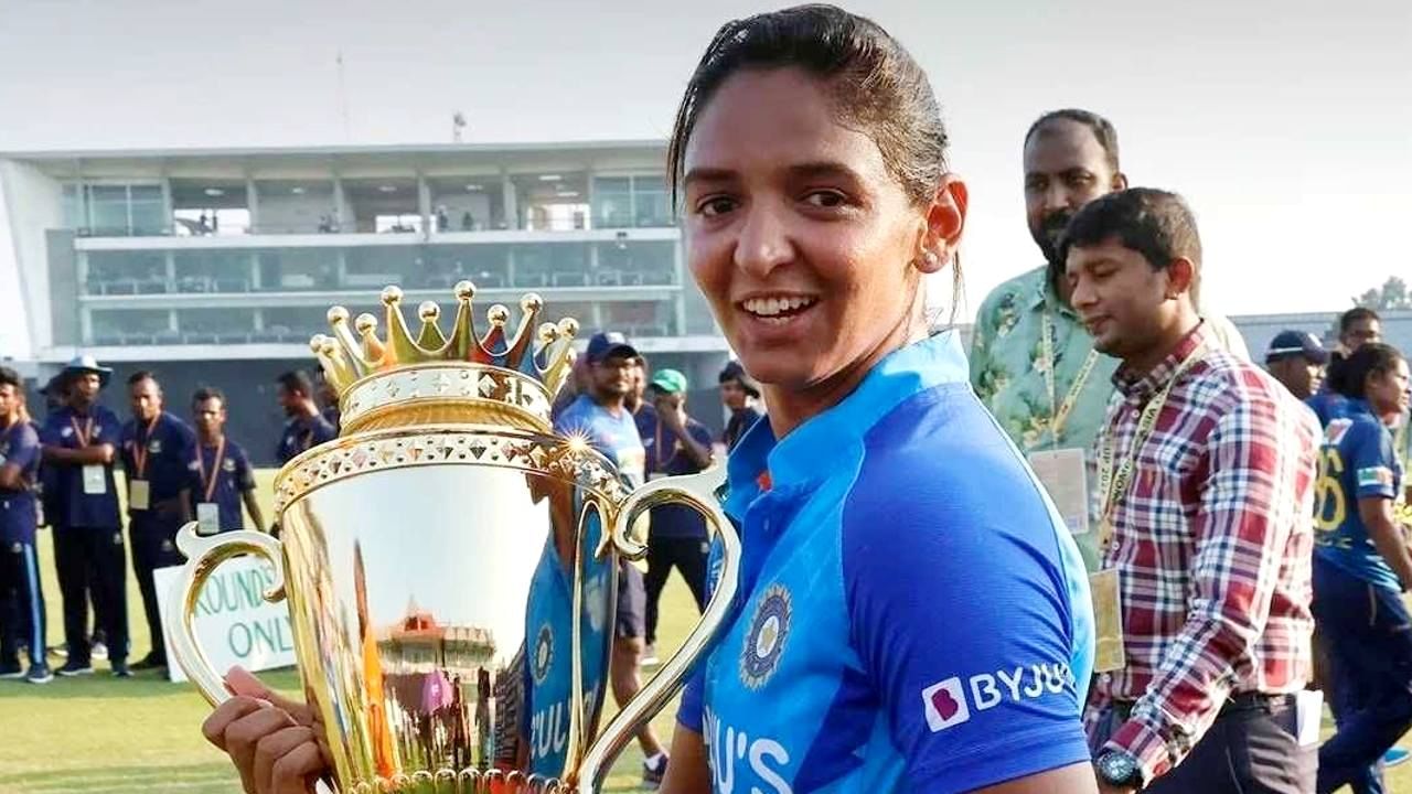 Harmanpreet Kaur: পিঠের সমস্যা, বিগ ব্যাশ থেকে ছিটকে গেলেন হরমনপ্রীত