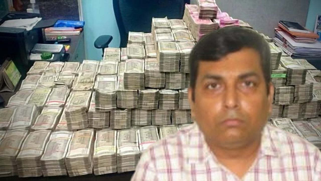 Howrah Money Recovery একমাসে ৭৭ কোটির লেনদেন, বিদেশি মুদ্রার কেনাবেচা