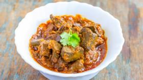 Mutton Liver Curry: নবমীর স্পেশ্যাল পাঁঠার মেটে চচ্চড়ি কষিয়ে রাঁধুন বাড়িতেই, রইল রেসিপি Mutton Liver Curry: নবমীর স্পেশ্যাল পাঁঠার মেটে চচ্চড়ি কষিয়ে রাঁধুন বাড়িতেই, রইল রেসিপি