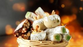 Diwali Special Sweets: আলোর পাশাপাশি দীপাবলি মিষ্টির উৎসবও, কোন রাজ্যে কেমন মিষ্টি বানানো হয় জানেন? Diwali Special Sweets: আলোর পাশাপাশি দীপাবলি মিষ্টির উৎসবও, কোন রাজ্যে কেমন মিষ্টি বানানো হয় জানেন?