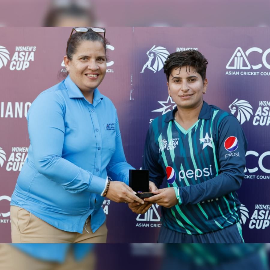 ভারতের বিরুদ্ধে সব চেয়ে ভালো পারফর্ম করেছেন পাকিস্তানের তারকা অলরাউন্ডার নিদা দার। এর আগে ২০১৬ সালের বিশ্বকাপে শেষ বার টিম ইন্ডিয়াকে হারিয়েছিল পাকিস্তান। (Pic Courtesy-ACC Media)