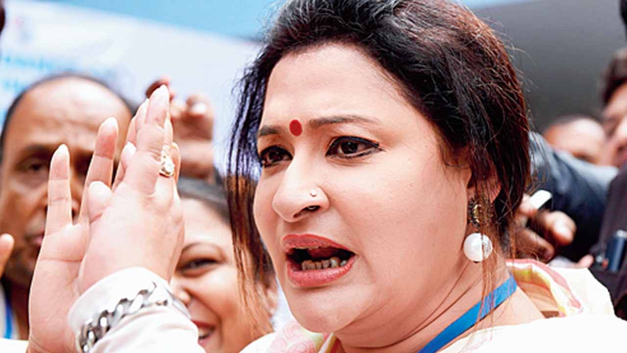 Nayana Banerjee: আঙুল তুলে কথা বলো না, সুদীপ-তাপস বিতর্কের মাঝেই মুখ খুললেন নয়না