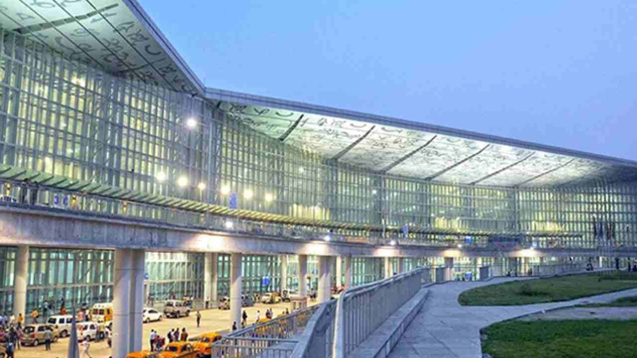 Turkey Plane: কলকাতার আকাশে ঢুকতেই শ্বাসকষ্ট-খিঁচুনি, বিমানযাত্রীর নাক-মুখ দিয়ে বেরোল রক্ত...