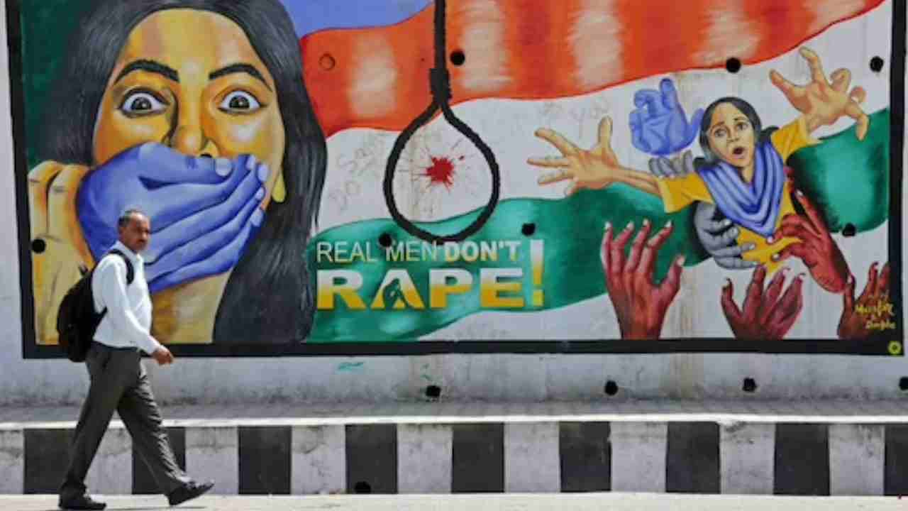 Delhi: আবার নির্ভয়া! হাত-পা বাঁধা, যৌনাঙ্গে লোহার রড, বস্তায় জড়ানো অবস্থায় উদ্ধার গণধর্ষিতা