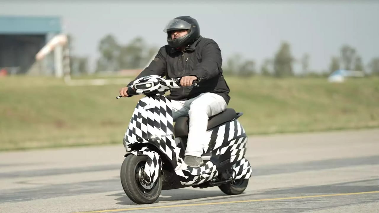 Ola New EScooter দীপাবলিতে 80,000 টাকার কমে ওলার নতুন ইস্কুটার আসছে