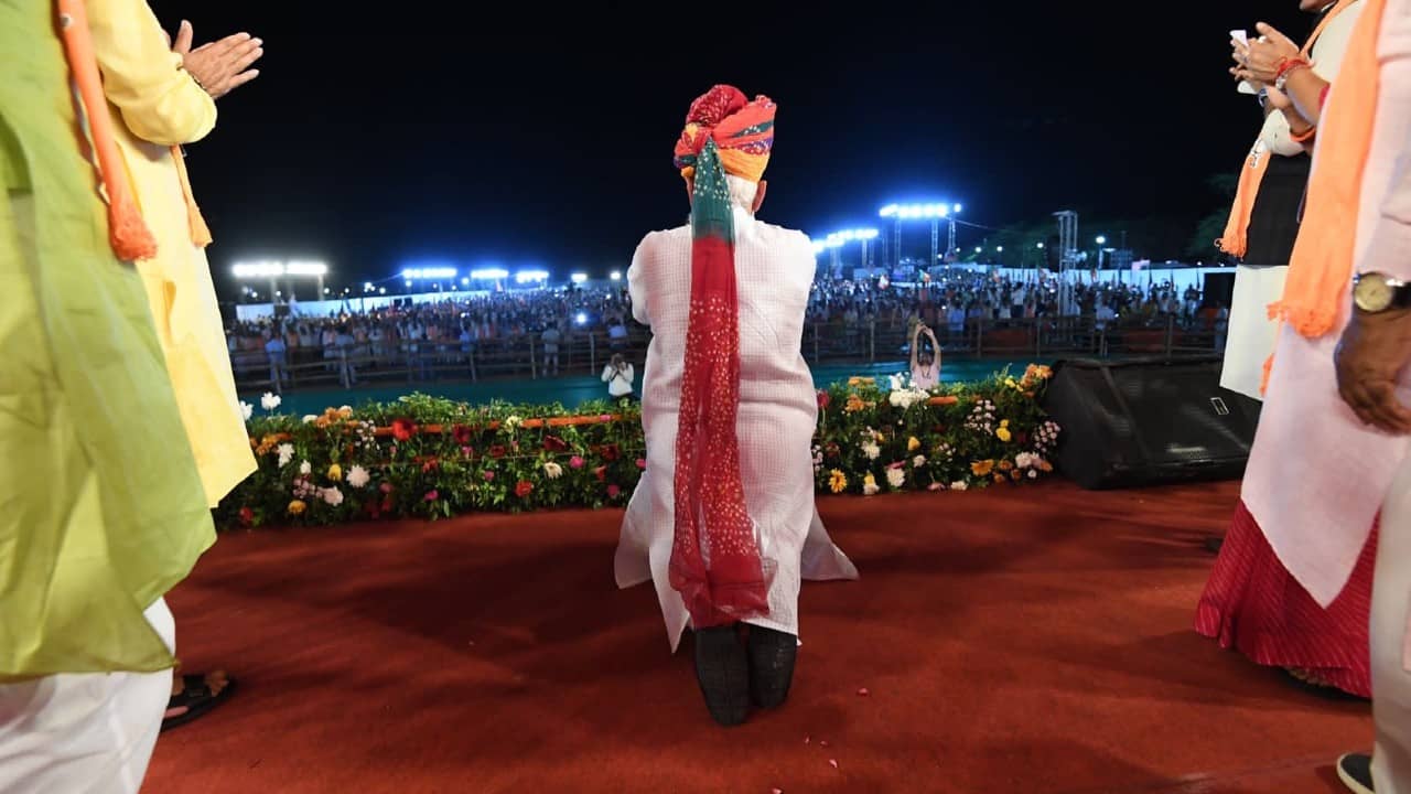 PM Modi Video : ভরা জনসভায় লাউডস্পিকার ব্যবহার করলেন না মোদী, চাইলেন ক্ষমাও , দেখুন ভাইরাল  ভিডিয়ো