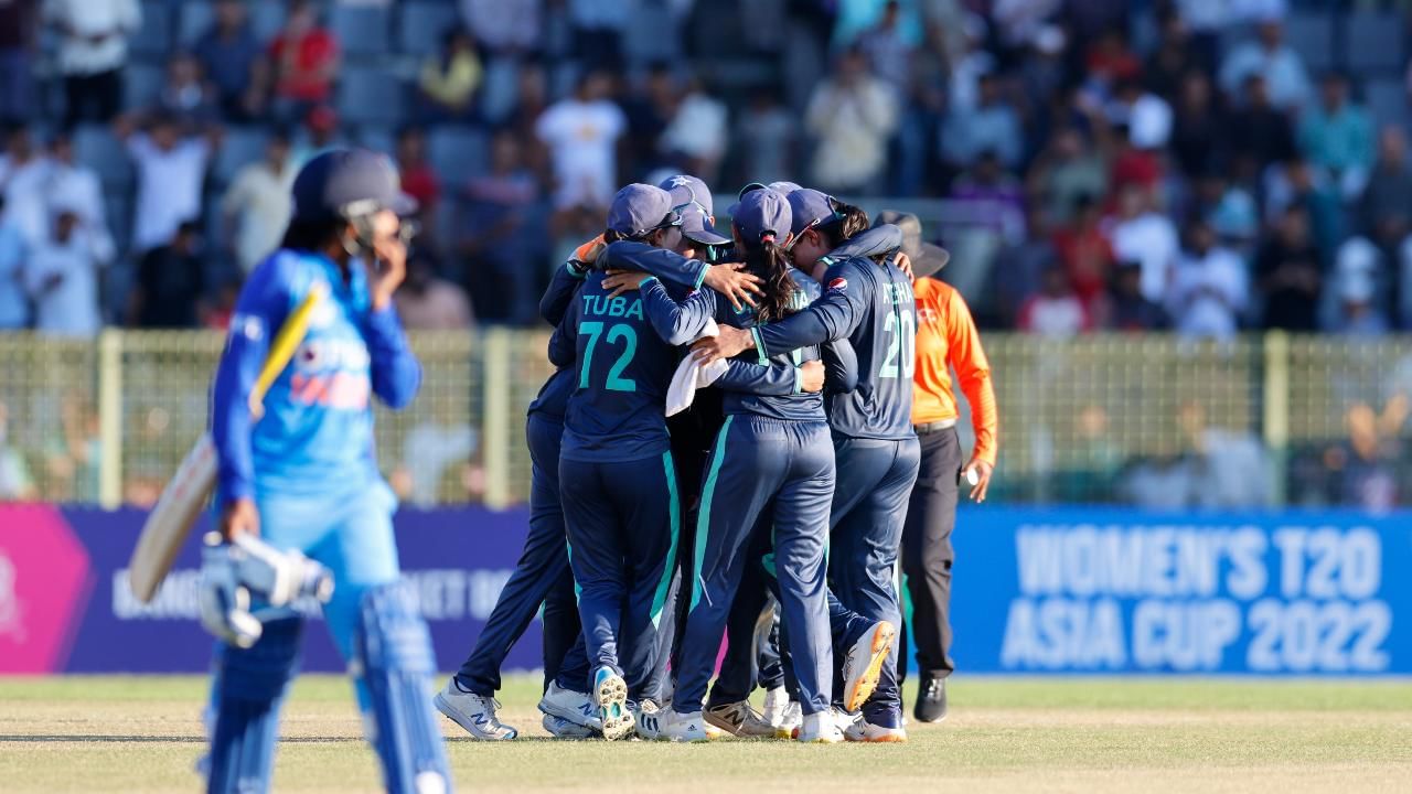 Asia Cup 2022, IND W vs PAK W: রিচার লড়াই কাজে লাগল না, পাকিস্তানের কাছে হার ভারতের মেয়েদের