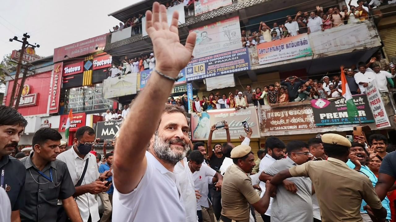 Rahul Gandhi: ভোটের সময়ও নিয়ম ভাঙেননি! বিশেষ কারণে মাঝপথেই 'ভারত জোড়ো যাত্রা' ছেড়ে দিল্লিতে ফিরছেন রাহুল