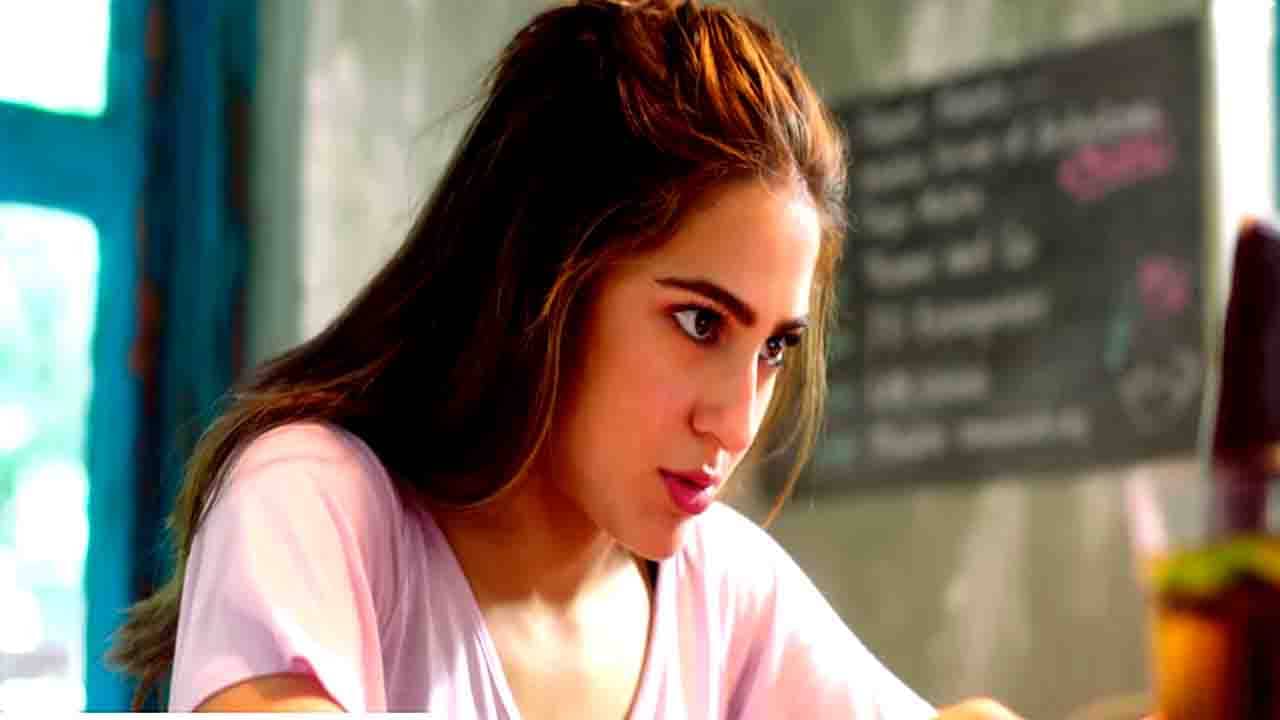 Sara Ali Khan: বয়সের কারণে দ্য ইম্মর্টাল অশ্বত্থামা থেকে বাদ পড়েছেন সারা, বিষয়টি ভাল লাগেনি অভিনেত্রীর