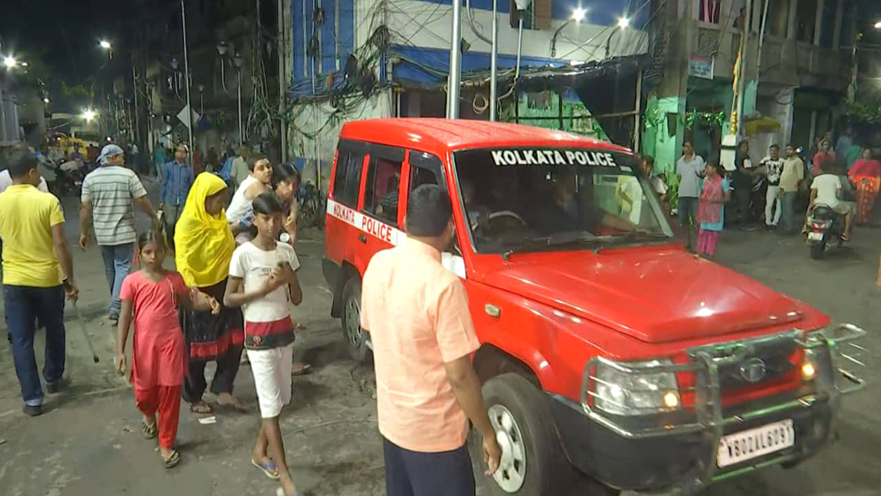 Extramarital Affair: অন্যত্র বিয়ে করেছে বউ, এন্টালিতে শ্বশুরবাড়িতে বোমাবাজি যুবকের