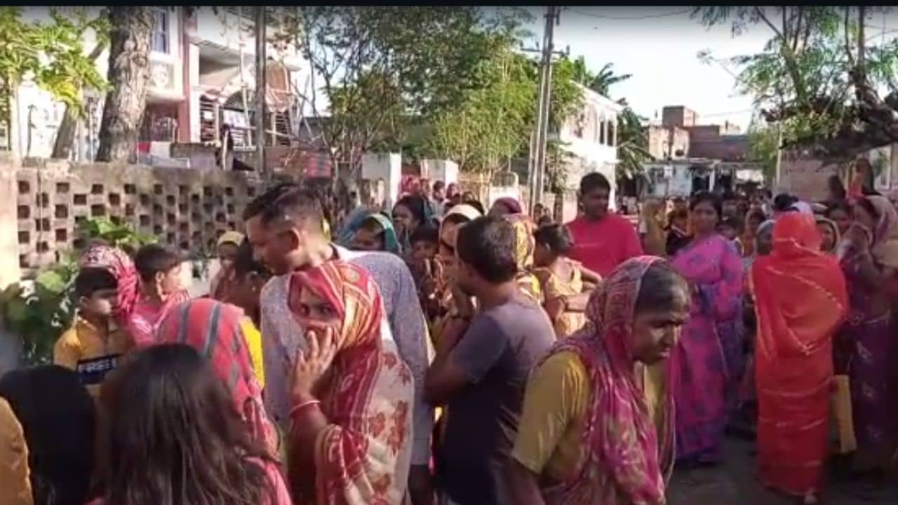 Girl Child Recovered: কন্যসন্তান কি আজও অভিশাপ? এবার নর্দমায় ভেসে এল দেহ