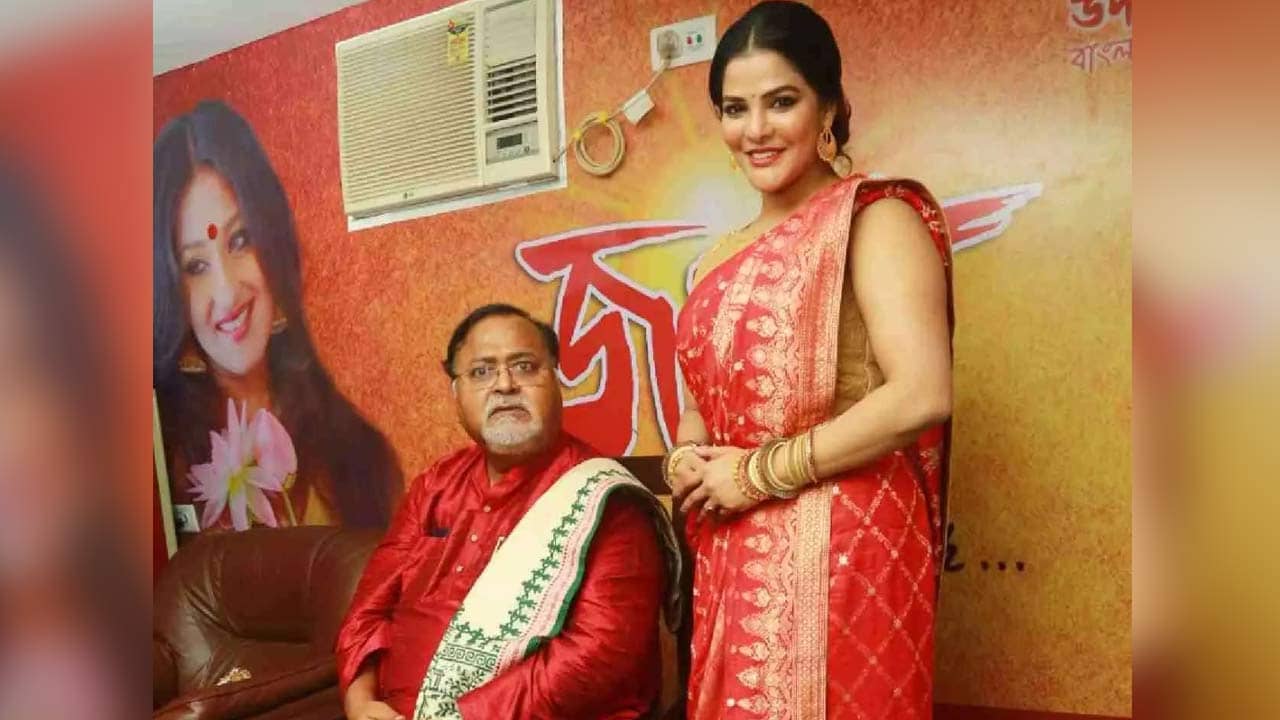 Arpita Mukherjee: জেলের ক্যান্টিন বন্ধ, মনের মতো খাবার কিনে খেতে পারছেন না অর্পিতা... পুজো কাটল বিষাদেই