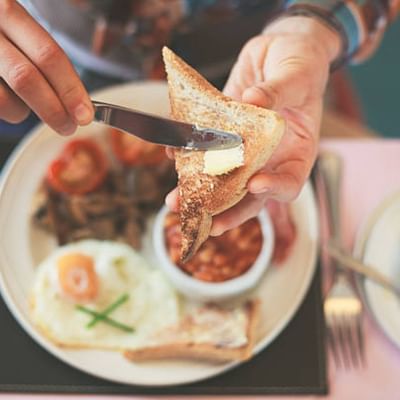 The most important meal of the day is breakfast.  The long gap that lasts throughout the night is broken by breakfast.  And this is why breakfast is so important.  That's why experts always say don't eat breakfast.  Not having breakfast causes various problems like excessive hair fall, irritability, anger etc.  Remember that fasting is not the only way to lose weight.