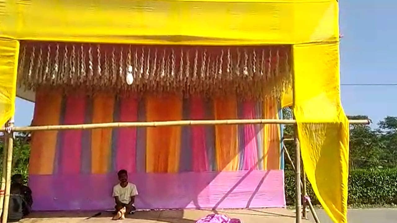 Chhat Puja: দশমীর বিপর্যয় থেকে শিক্ষা, মাল নদীতে ছটপুজোয় কড়াকড়ি প্রশাসনের