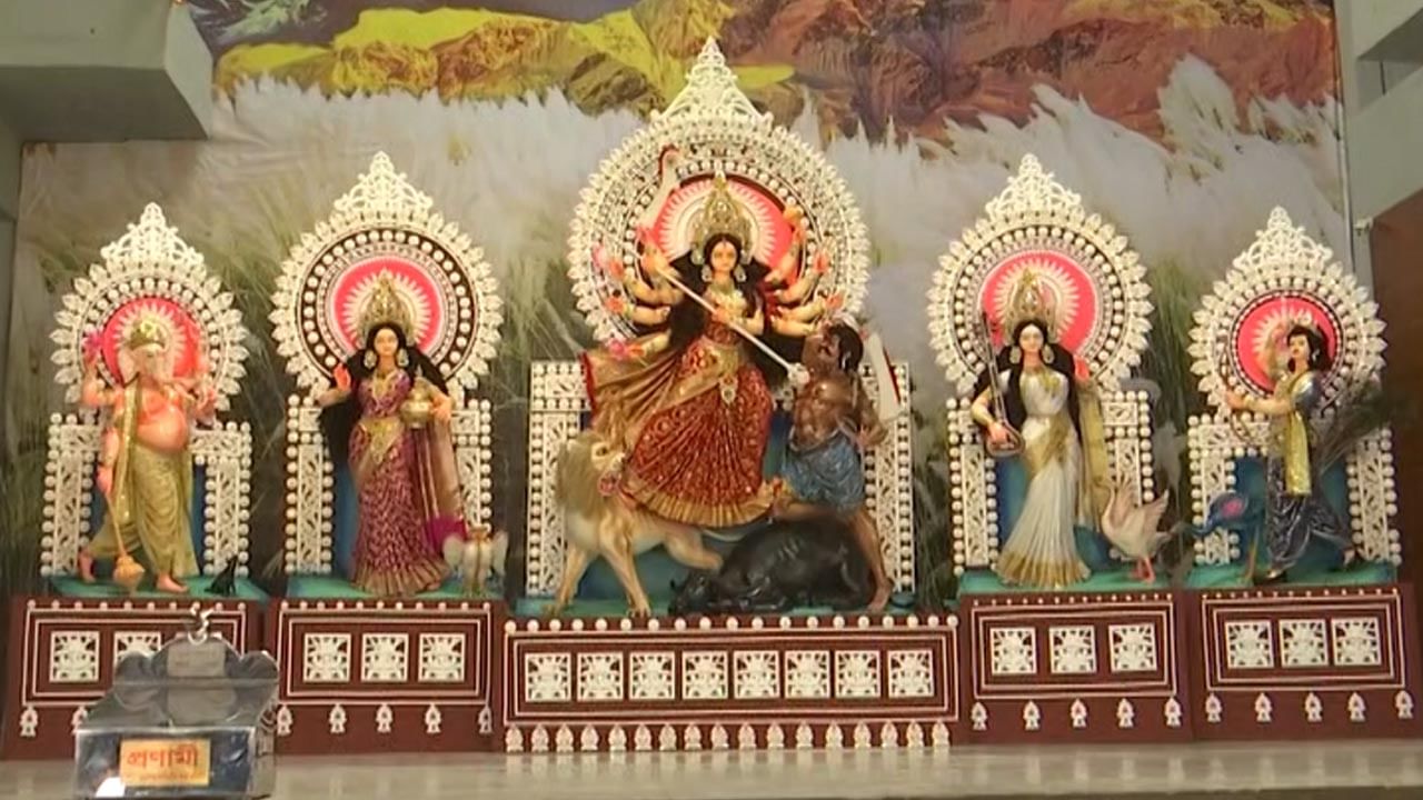 Durga Puja in Bangladesh: বাংলাদেশে বাড়ল দুর্গাপুজোর সংখ্যা, মণ্ডপে জোরদার নিরাপত্তার ব্যবস্থা