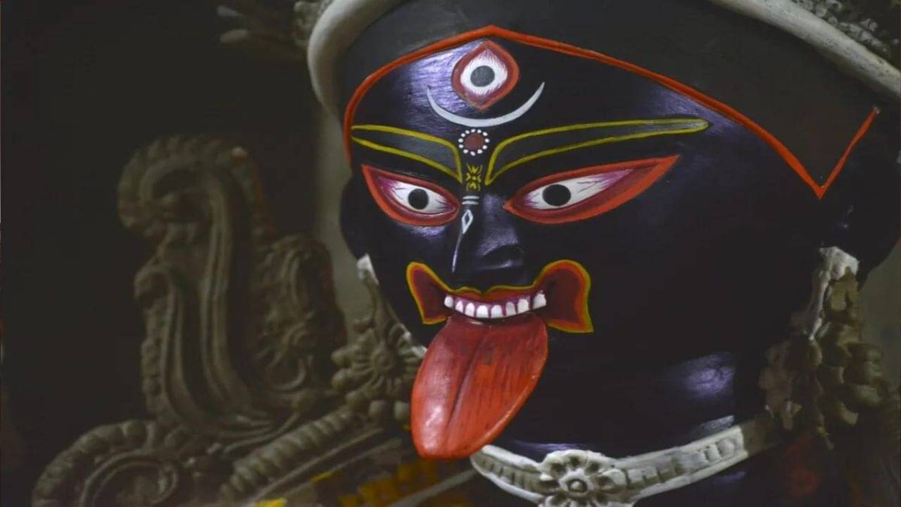 Kali Puja 2022: খালি হাতে ফেরেন না কেউই, কালীপুজোয় বাংলার ৭ জাগ্রত কালীমন্দিরের মাহাত্ম্য জানুন