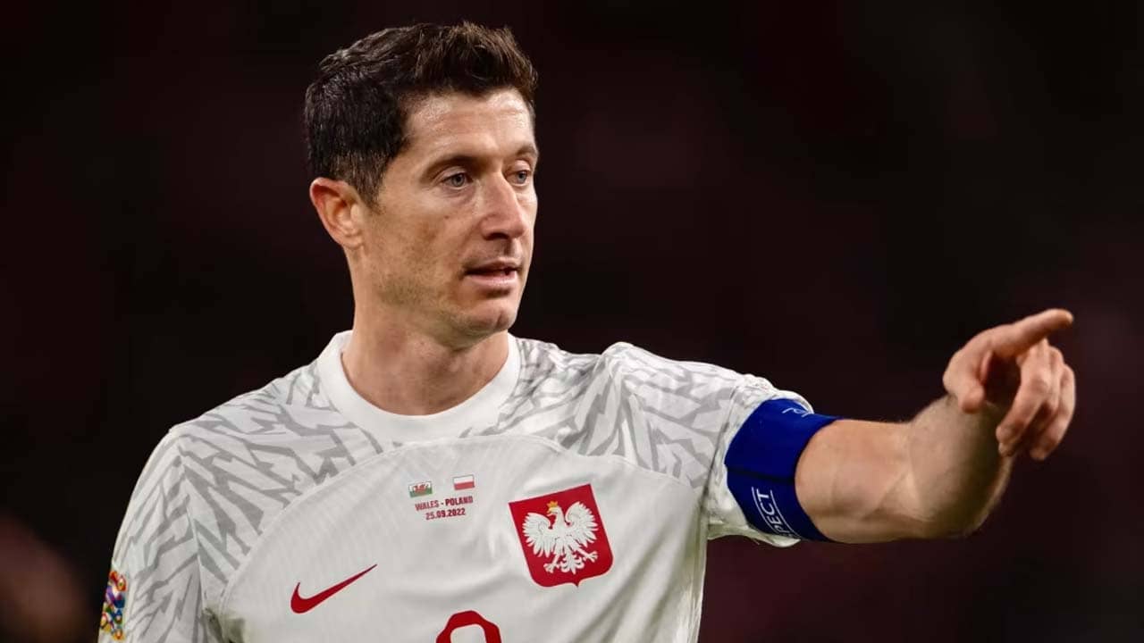 FIFA World Cup 2022: লেজেন্ড মেসির বিরুদ্ধে ‘কঠিন লড়াই’য়ের জন্য প্রস্তুত লেওয়ানডস্কি