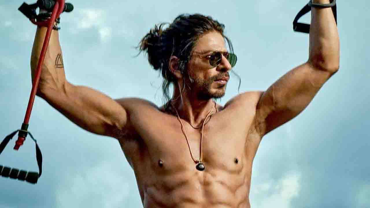 Shahrukh Khan: পাঠান কি ফেরাতে পারবে শাহরুখের হারিয়ে যাওয়া সাফল্য, কী বলছেন জ্যোতিষী?