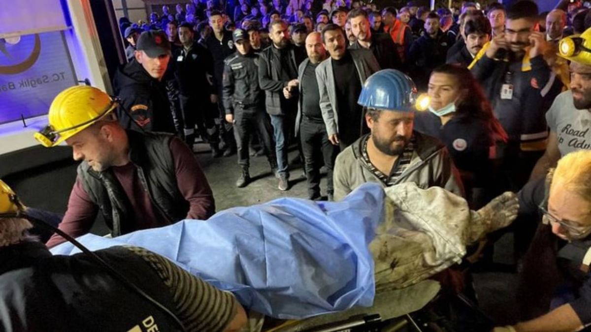 Turkey Coal Mine Blast: ভয়াবহ বিস্ফোরণ তুরস্কের কয়লাখনিতে, মৃত কমপক্ষে ২৫, এখনও ভিতরে আটকে বহু কর্মী