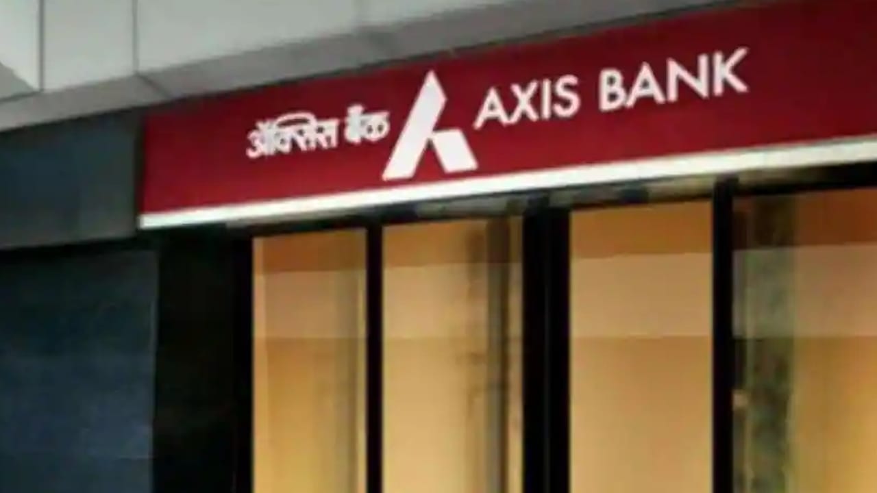 Axis Bank FD Rates FDতে ১১৫ বেসিস পয়েন্ট সুদের হার বাড়াল Axis Bank