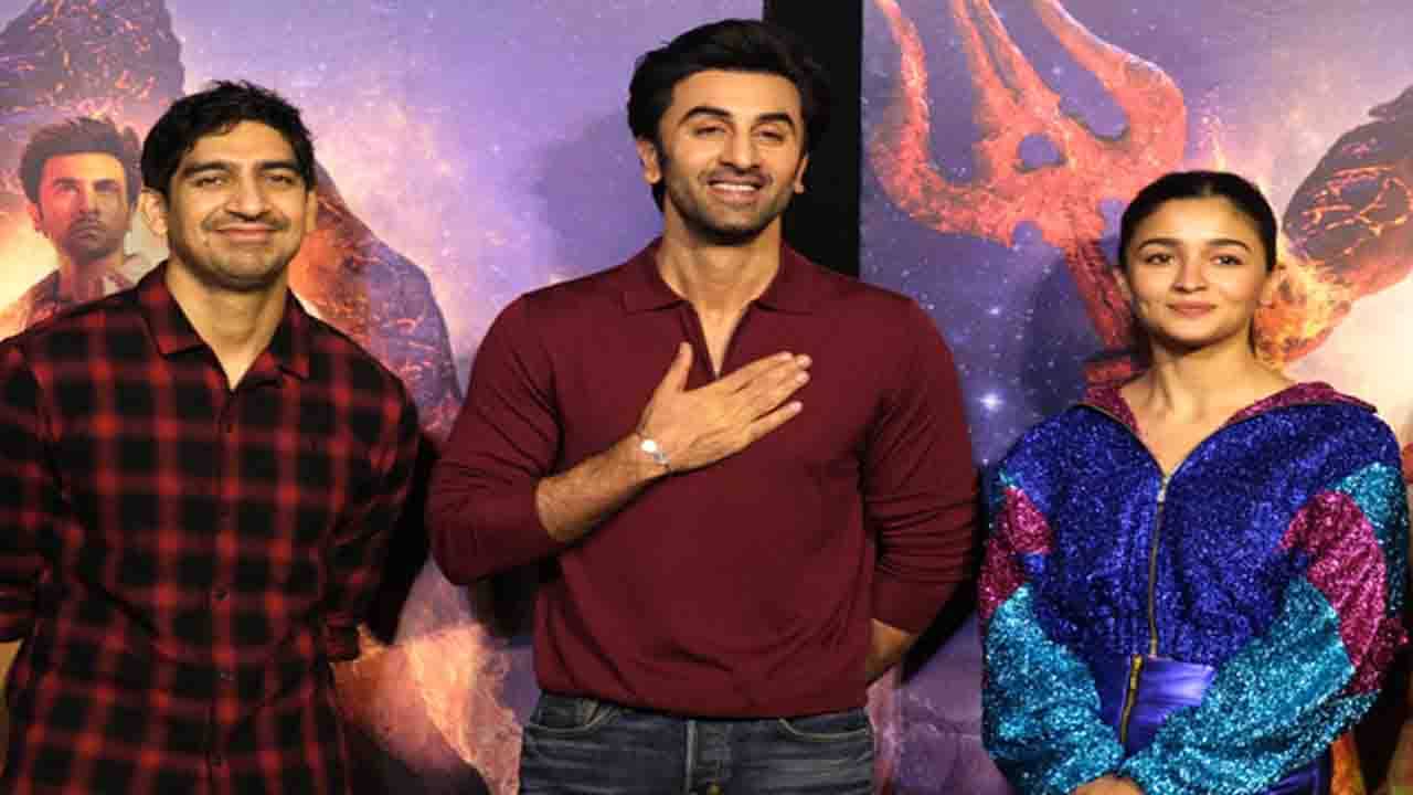Brahmastra: ওটিটি রিলিজ়ের জন্য অনেক বদল আনতে হয়েছে ব্রহ্মাস্ত্র-এ, জানিয়েছেন পরিচালক অয়ন মুখোপাধ্যায়