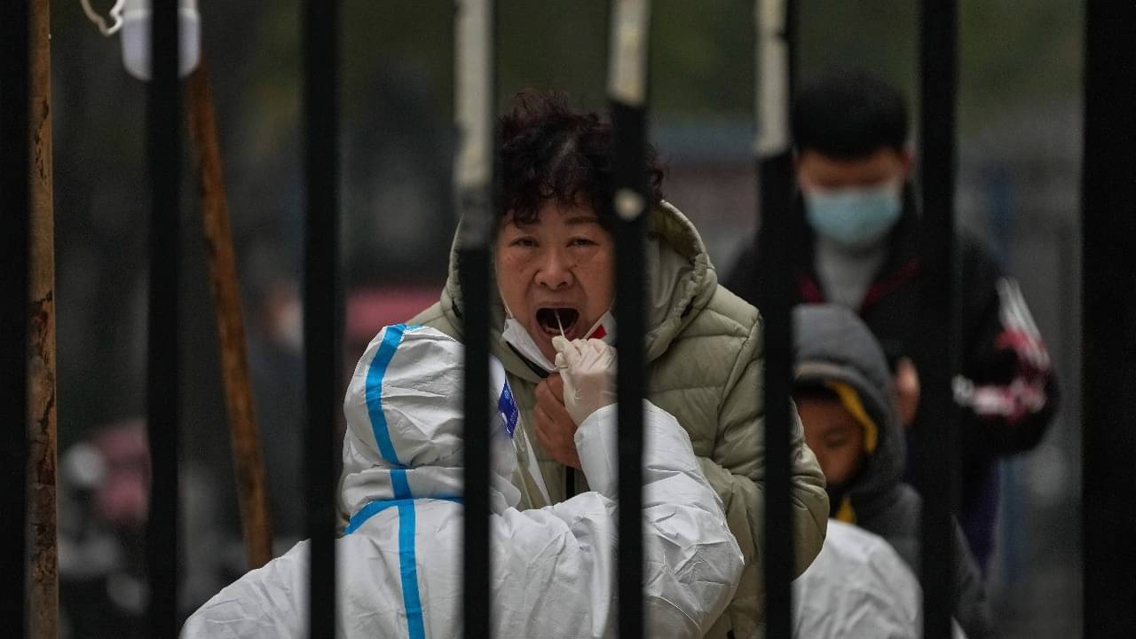 Covid-19 in China: শুধু বিএফ.৭ নয়, চিনের করোনা ত্রাসের নেপথ্যে মোট ৪ টি ভ্যারিয়েন্ট