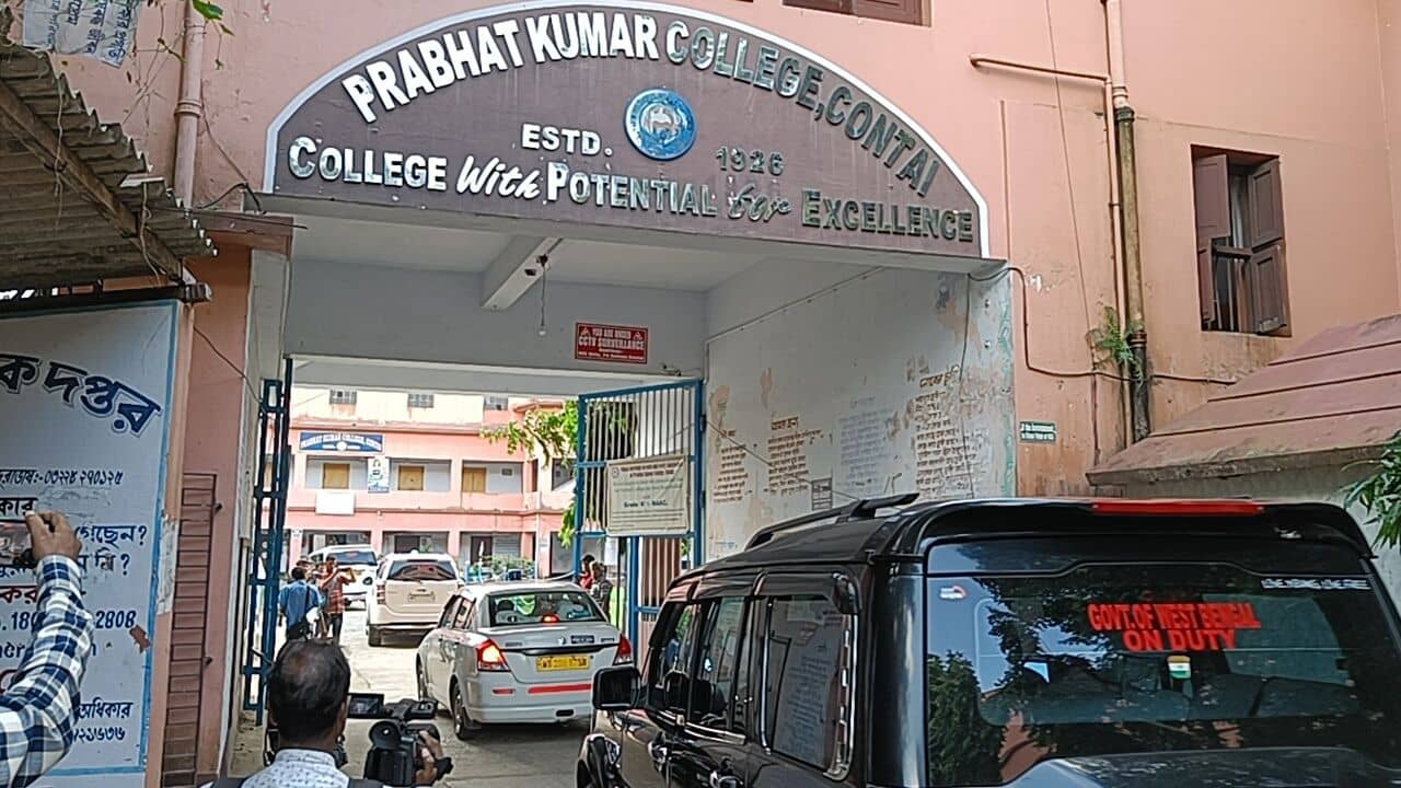 Contai College:  ১২ হাজার দিলেই ভর্তি, কলেজে ছাত্র ভর্তি নিয়ে দুই ছাত্রনেতার বিস্ফোরক অডিয়ো ফাঁস