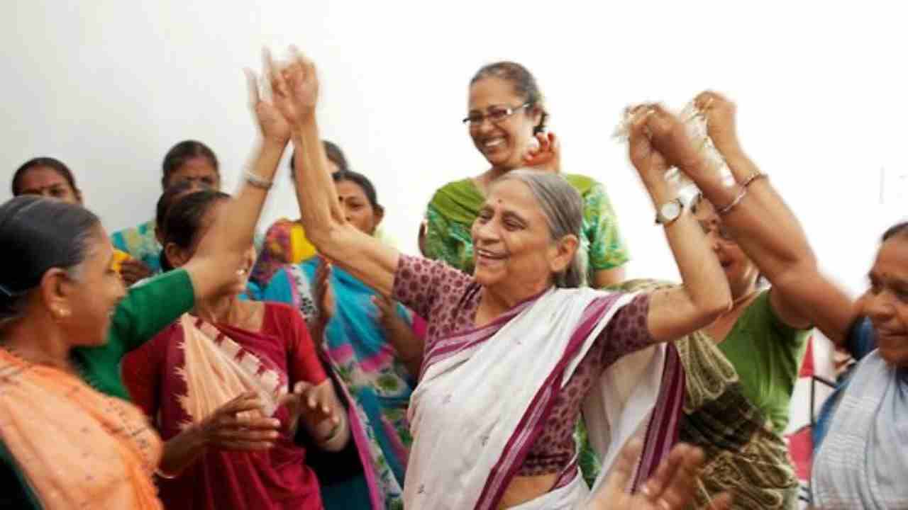 Ela Bhatt passes away: চলে গেলেন 'ভদ্র বিপ্লবী' এলাবেন ভাট, দেশের ২১ লক্ষ মহিলা তাঁর 'সেবা'র সদস্য