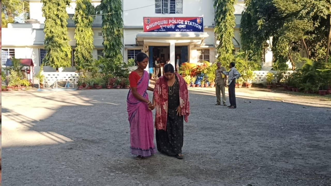 Jalpaiguri Domestic Violence: জুয়া খেলবে বলে স্ত্রীকে টাকার আনার জন্য চাপ, পরিণতি ভয়ঙ্কর