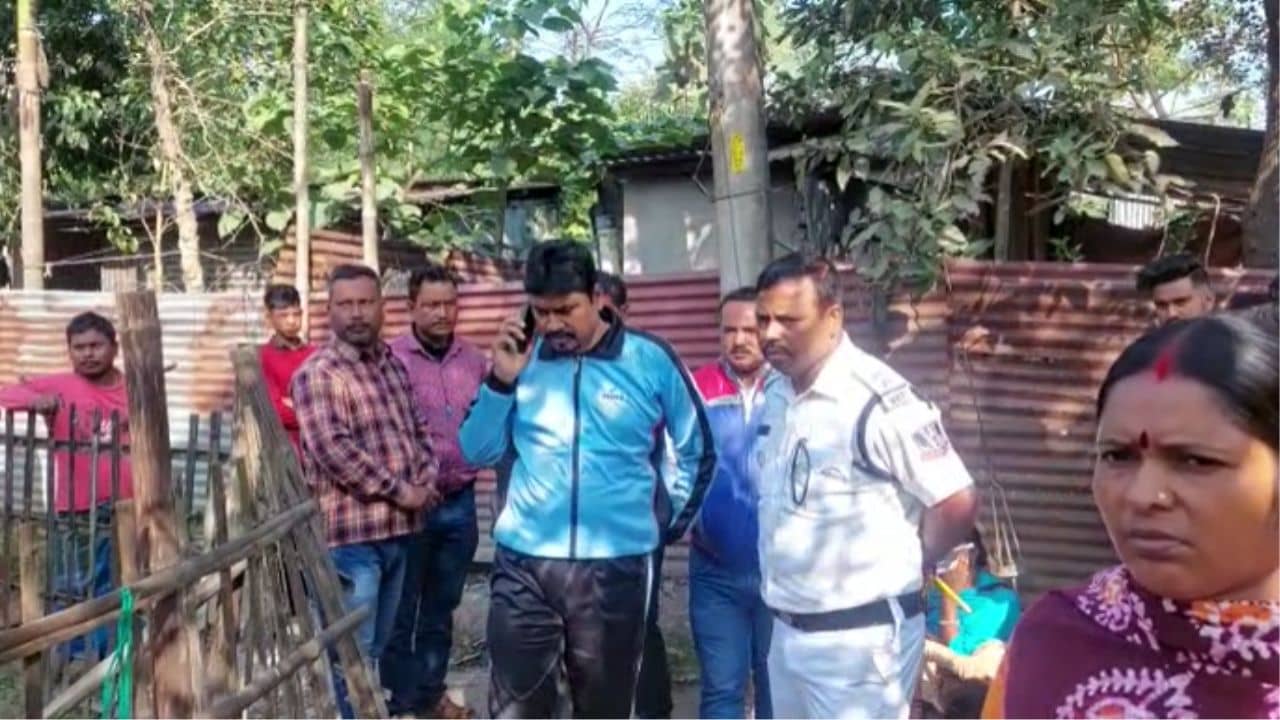 Jalpaiguri Attacked: ছাগল চোর সন্দেহে ৩ যুবককে কানধরে ওঠবস