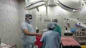 TMC MLA Eye Operation: অপারেশন থিয়েটারে খোদ বিধায়ক, বিনামূল্যে দুস্থ রোগীদের অস্ত্রোপচার করলেন সপ্তর্ষি