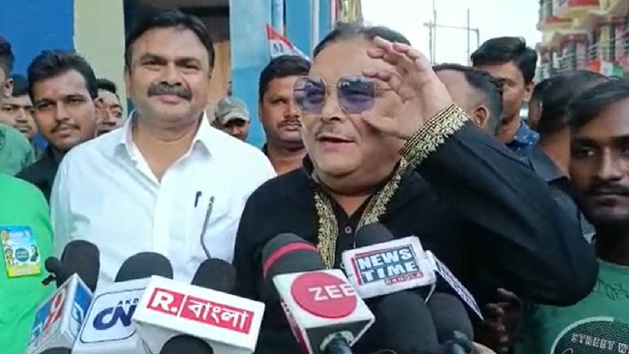 Madan Mitra: ভোট কেন্দ্রে যাব না, শুধু অনেক দূর থেকে হাত নাড়িয়ে বলব, ভাল আছেন তো?: মদন মিত্র