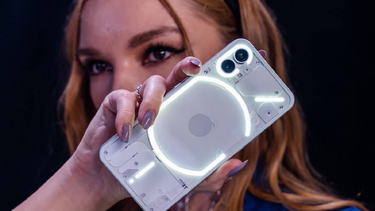 Nothing Phone (1)-এ 6,500 টাকা ডিসকাউন্ট দিচ্ছে Flipkart, এখনই না কিনলে আর কখন?