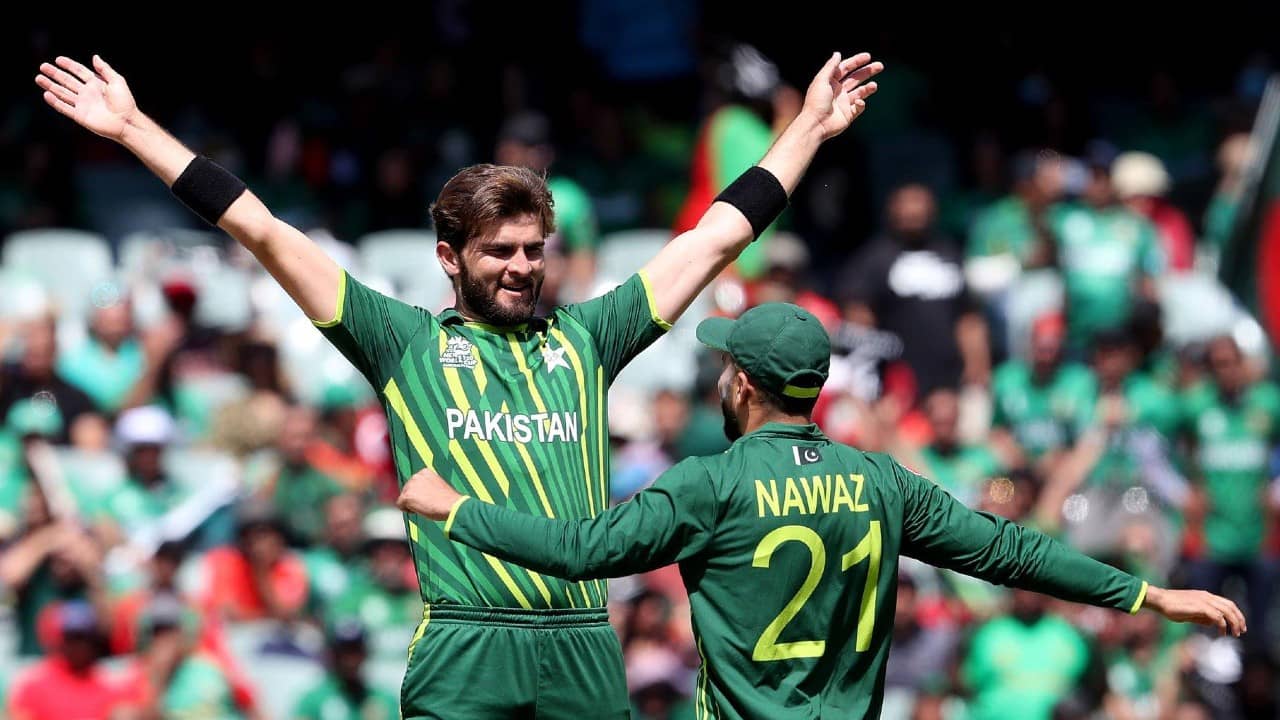 T20 World Cup 2022: বাংলাদেশকে হারিয়ে সেমিফাইনালে পাকিস্তান