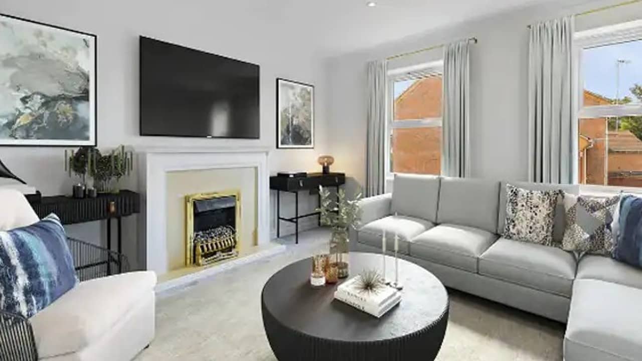 Property Buying: ৩.৮ কোটি টাকার তিনতলা বাড়ি পেতে পারেন মাত্র ২৮০ টাকায়! জানুন কীভাবে...