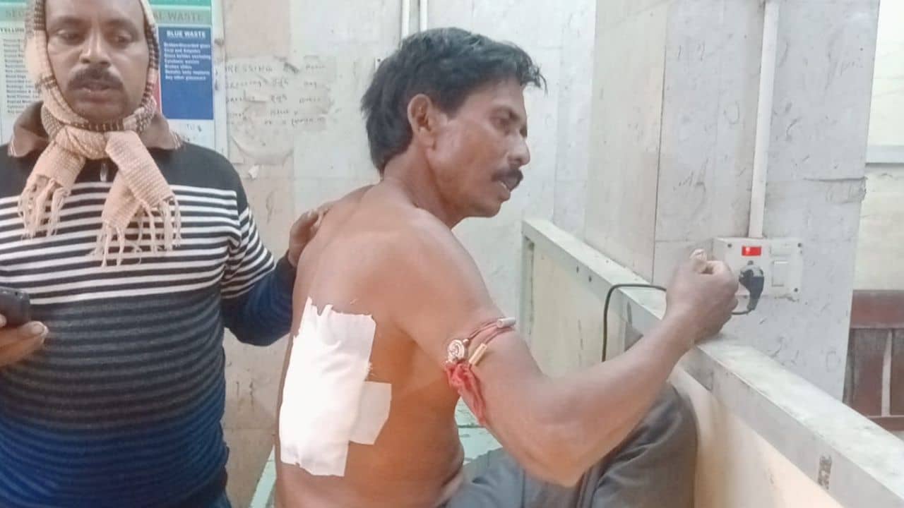 TMC worker shot: এবার গোসাবা, ফের গুলিবিদ্ধ তৃণমূল কর্মী