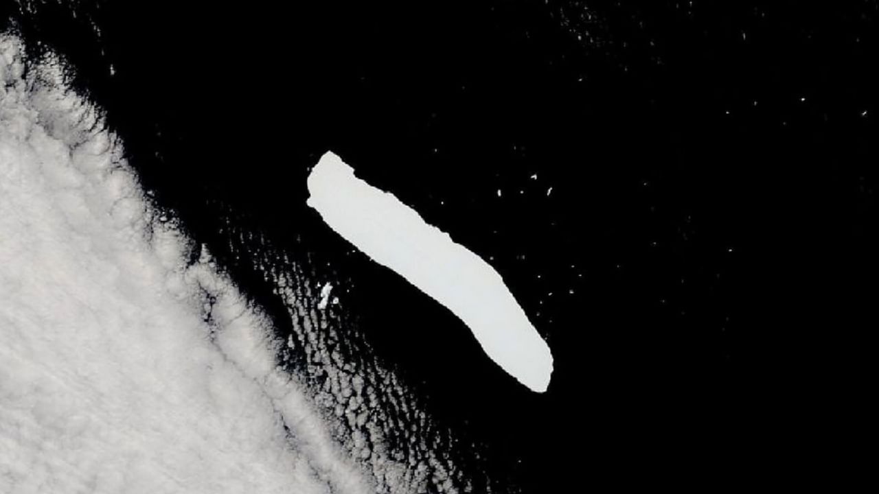 World's Largest Iceberg: গলতে-গলতে বিলুপ্তির পথে বিশ্বের সবথেকে বড় বরফ, ছবি প্রকাশ করল নাসা