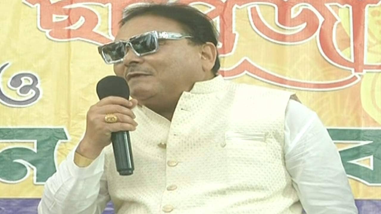 Madan Mitra: মেরে নয়, এবার হৃদয়ে নাম লিখে পঞ্চায়েত দখল করতে হবে, বার্তা মদনের
