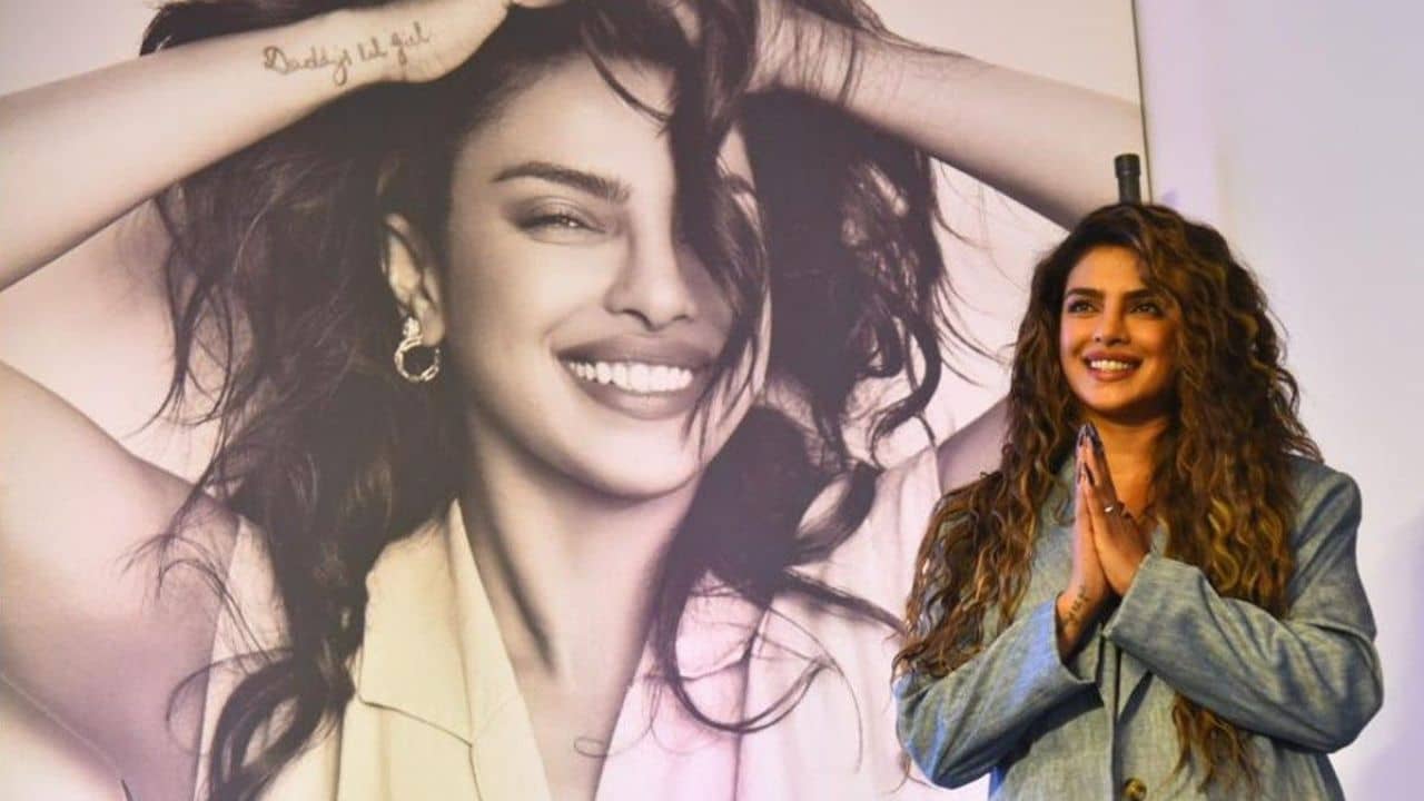 Priyanka Chopra: নিজের ব্র্যান্ডের প্রচারে বস লেডি প্রিয়াঙ্কা! ব্রালেট-প্য়ান্টস্যুটের দাম শুনলে চমকে যাবেন