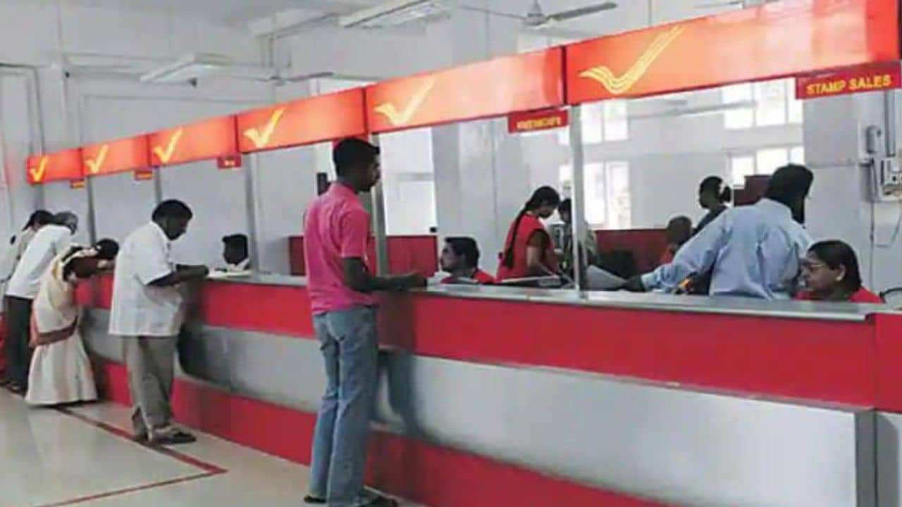 India Post Recruitment 2022: ভারতীয় পোস্ট অফিসে ১৮৮টি পদে নিয়োগ চলছে, আবেদনের জন্য সময় কম, জেনে নিন পদ্ধতি