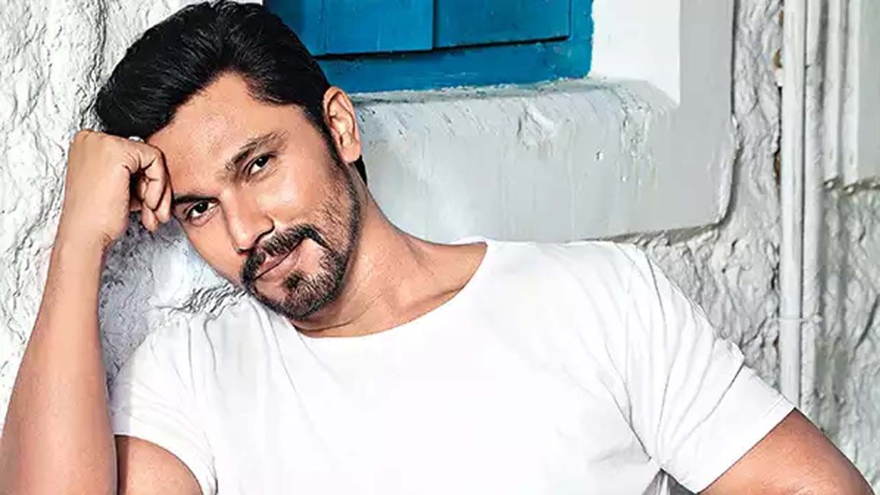 Randeep Hooda: কাজের সুযোগ করে দেবে ওটিটি, সেই অপেক্ষায় আমি নেই: রণদীপ হুডা