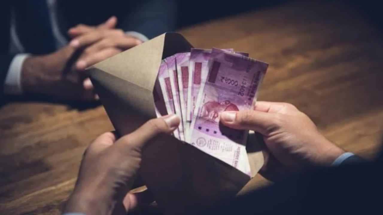 Sextortion: যৌনতার ফাঁদে ব্যবসায়ী, ৮০ লক্ষ টাকা আদায় যুগলের