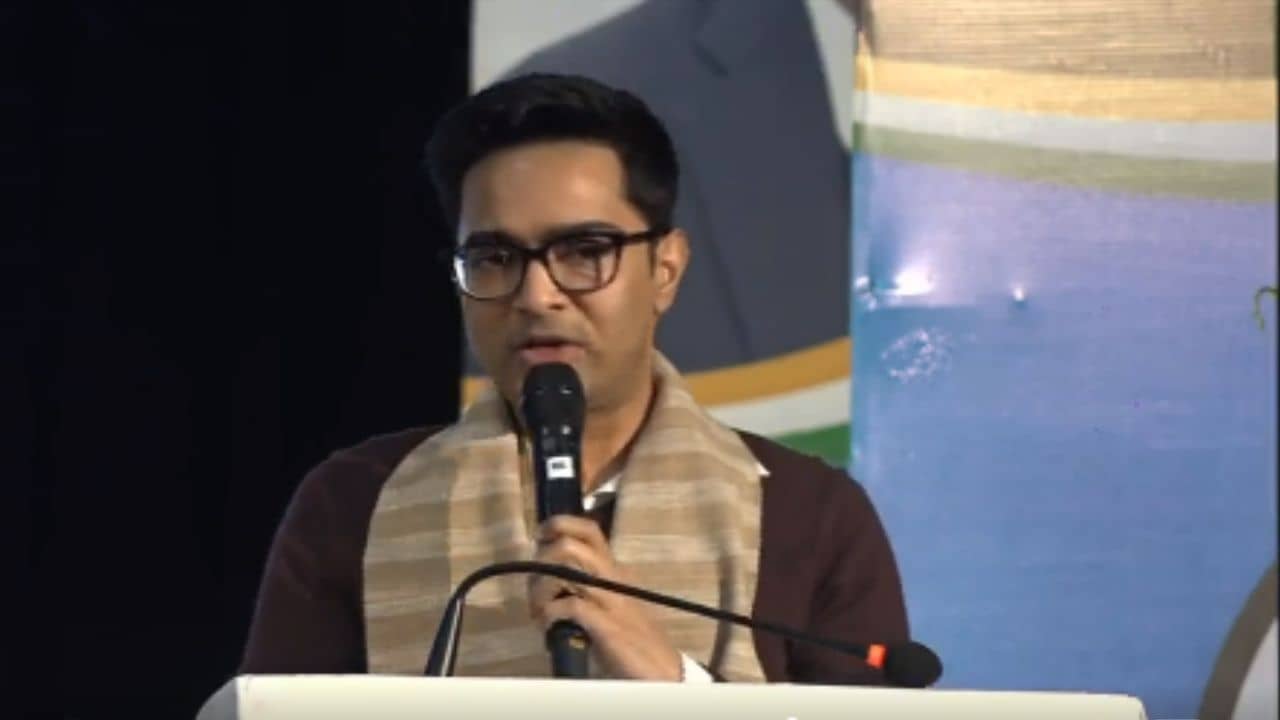 Abhishek Banerjee: প্রত্যাখ্যান করায় বাংলার মানুষকে বঞ্চিত করছে বিজেপি, সংসদে সরব অভিষেক