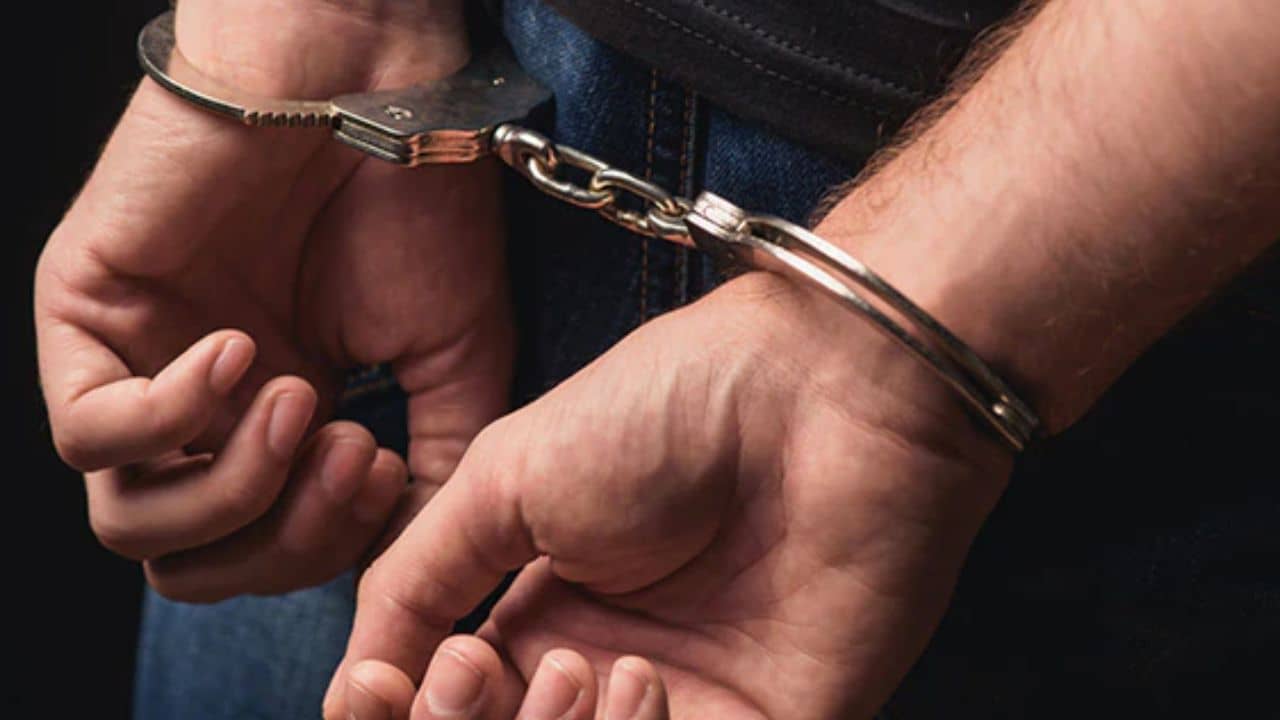 Bizarre: সাড়া দেয়নি ভগবান! রাগে মন্দির ভাঙচুর যুবকের