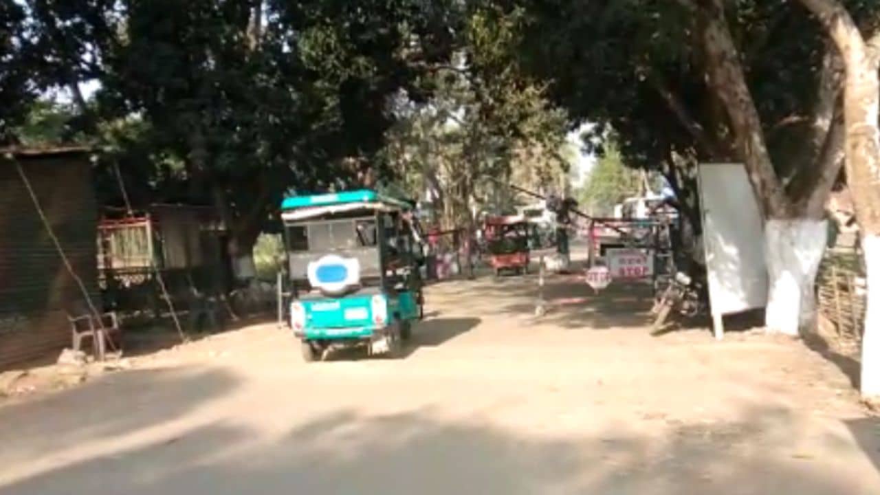 Drug Smuggling: টোটোচালকের অঙ্গভঙ্গি দেখেই সন্দেহ, তারপরই ব্যক্তির কাছ থেকে বের হল...