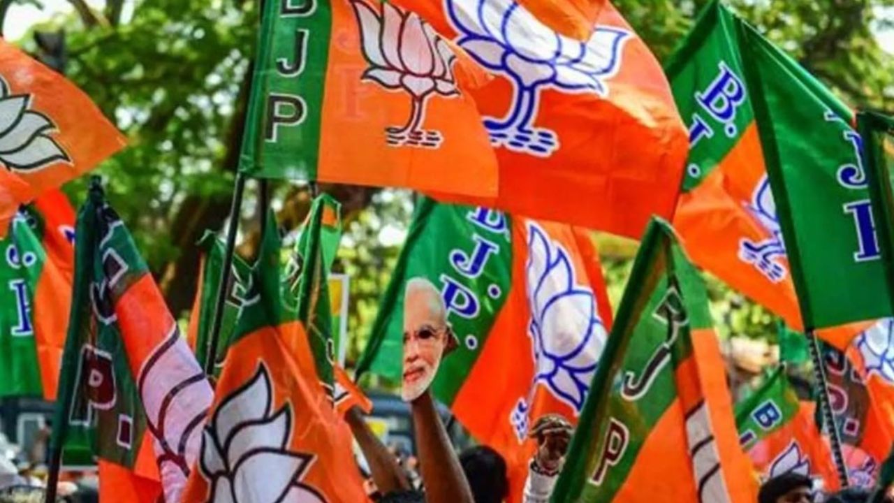 Bengal BJP: 'বুথে ফিরে যান, বুথে লোক বাড়ান', পদ্ম বাহিনীর বঙ্গ শীর্ষ নেতৃত্বকে কড়া পাঠ নাড্ডার Bengal BJP: 'বুথে ফিরে যান, বুথে লোক বাড়ান', পদ্ম বাহিনীর বঙ্গ শীর্ষ নেতৃত্বকে কড়া পাঠ নাড্ডার