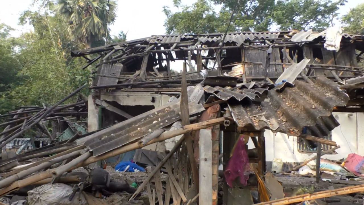 Bhupatinagar Bomb Blast 'বোমা বন্দুক নিয়ে দাপাত ওরা, এলাকায় সন্ত্রাস