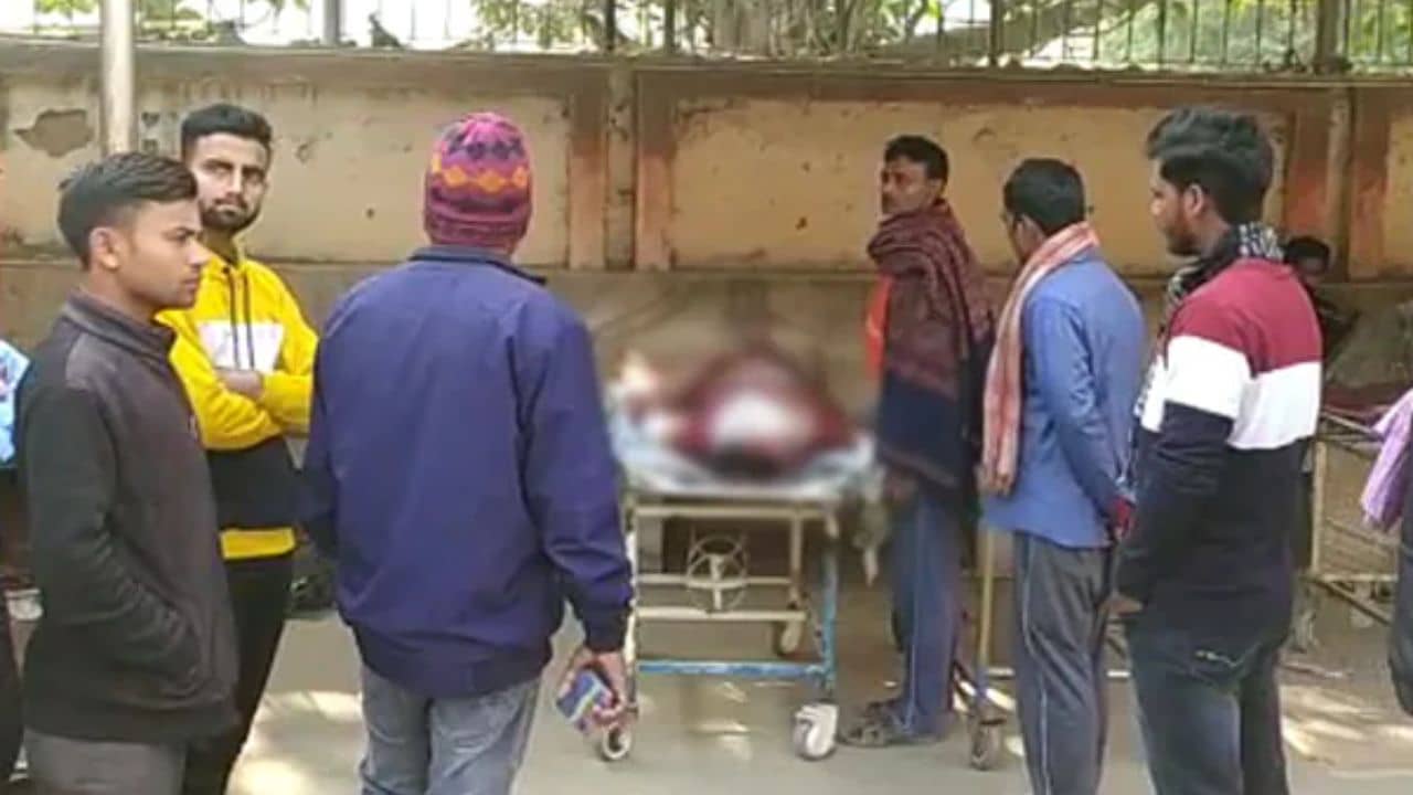 Bihar: বাজারে প্রকাশ্যে মহিলার হাত-কান ও স্তন কেটে নিল দুই ব্যক্তি, হাঁ করে দেখল প্রত্যক্ষদর্শীরা